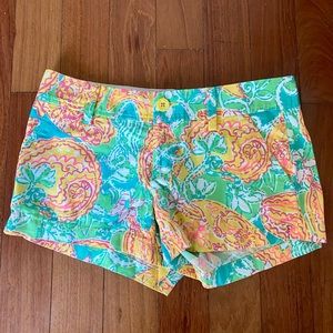 Lilly Pulitzer Green Walsh Shorts Size 2